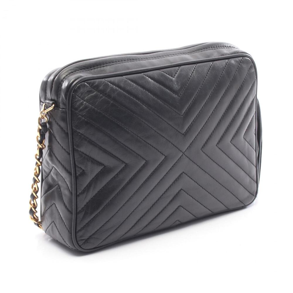 CHANEL Black Lambskin Leather Shoulder Bag - Picture 2 of 6